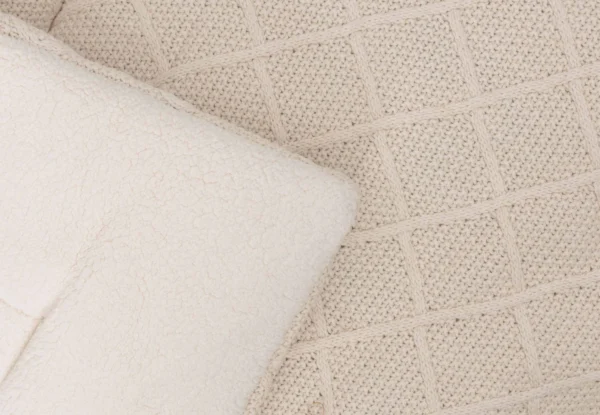 Խաղահրապարակի գորգ - վանդակավոր տրիկոտաժե