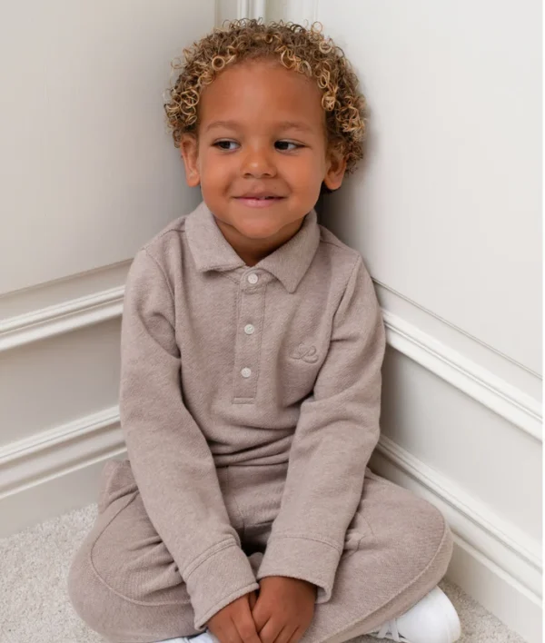 Տրիստանի վերնաշապիկ Livly