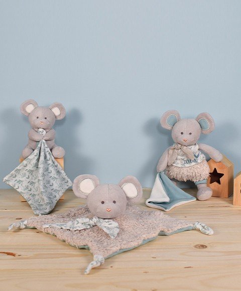 Փափուկ քառակուսի դեսերտային տիկնիկ։