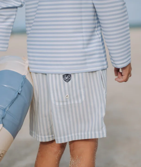 Գծավոր լողաշորտեր